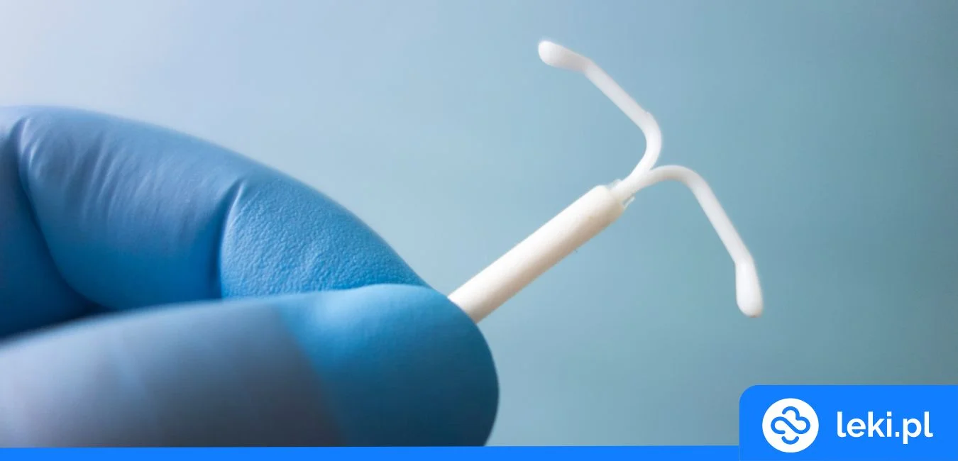 Wkładka hormonalna i miedziana – rodzaje, ceny, kiedy zakładać?