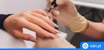 Ilustracja poradnika Jakie są najlepsze odżywki do paznokci z apteki?