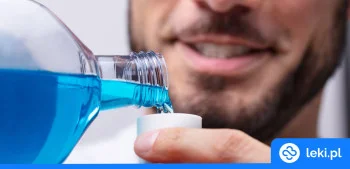 Ilustracja poradnika Jaki jest dobry płyn przeciwgrzybiczy do płukania jamy ustnej?
