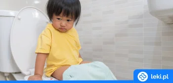 Ilustracja poradnika Jaki jest dobry syrop na zaparcia dla dzieci?