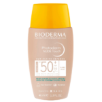 Bioderma Photoderm Nude Touch Mineral SPF50+, odcień jasny, podkład