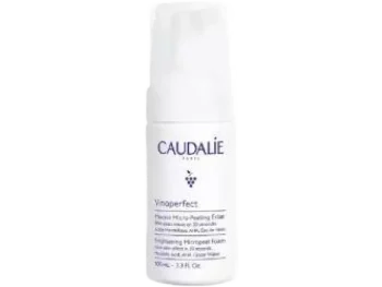 Zdjęcie produktu Caudalie Vinoperfect rozjaśniająca pianka mikropeelingująca