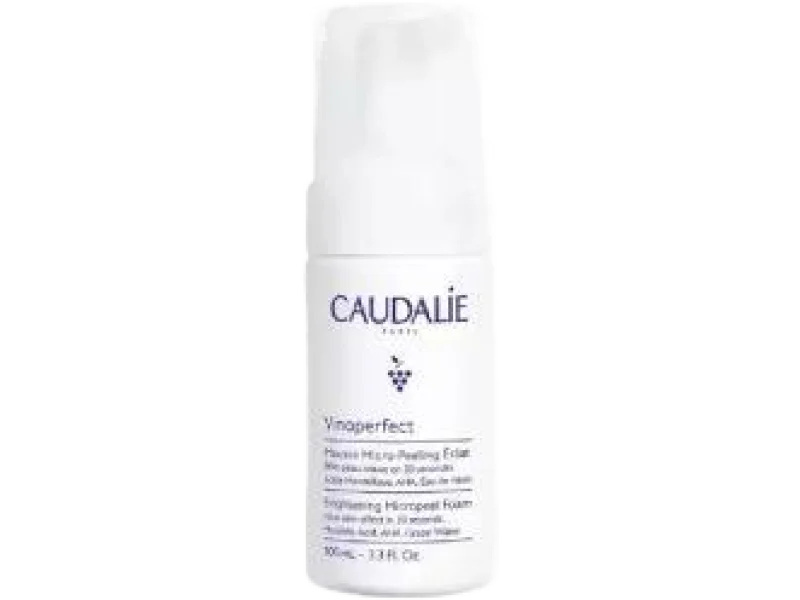 Caudalie Vinoperfect rozjaśniająca pianka mikropeelingująca