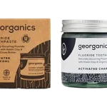 Georganics, organiczna pasta do zębów z fluorem w słoiku, activated charcoal