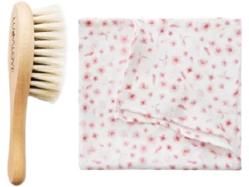 Zdjęcie produktu LULLALOVE Szczotka miękka z koziego włosia + myjka muślinowa Kwiaty Róż, sprzęt medyczny